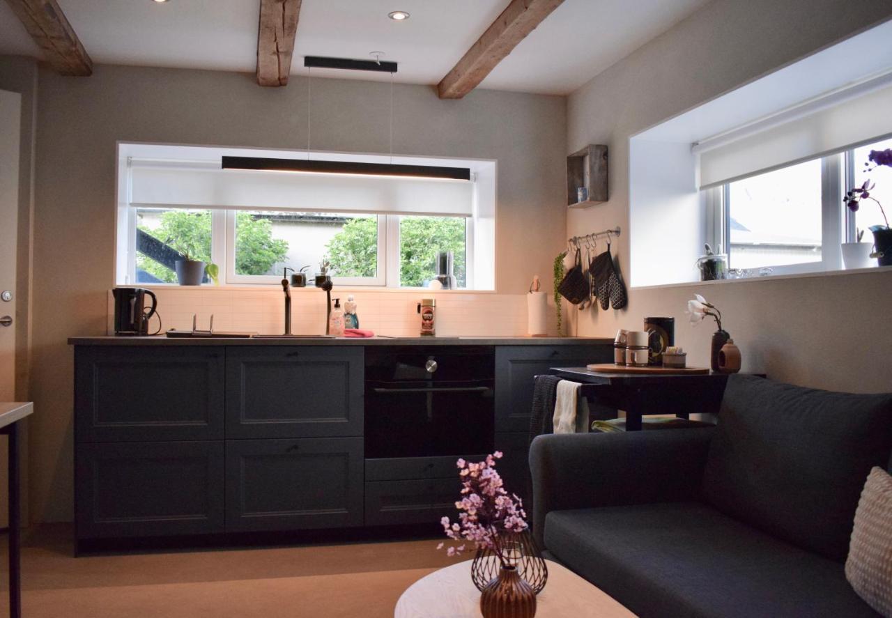 The Sybilla Apartment - Cosy And Modern Basement Apartment Klaksvík Exteriör bild